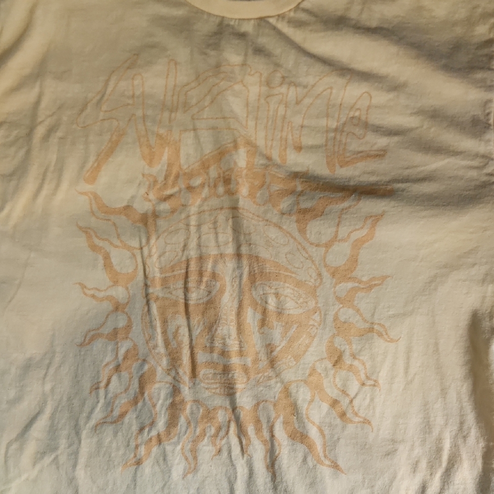 Subline Graphic Tee